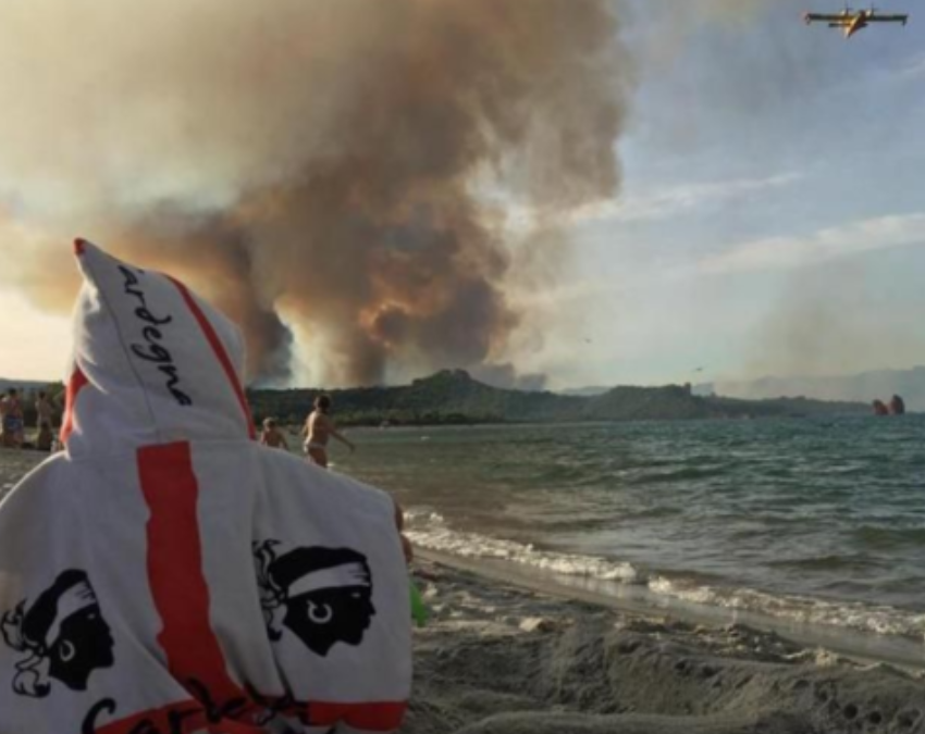 Pożary na Sardynii – smutny coroczny rytuał się znów rozpoczął